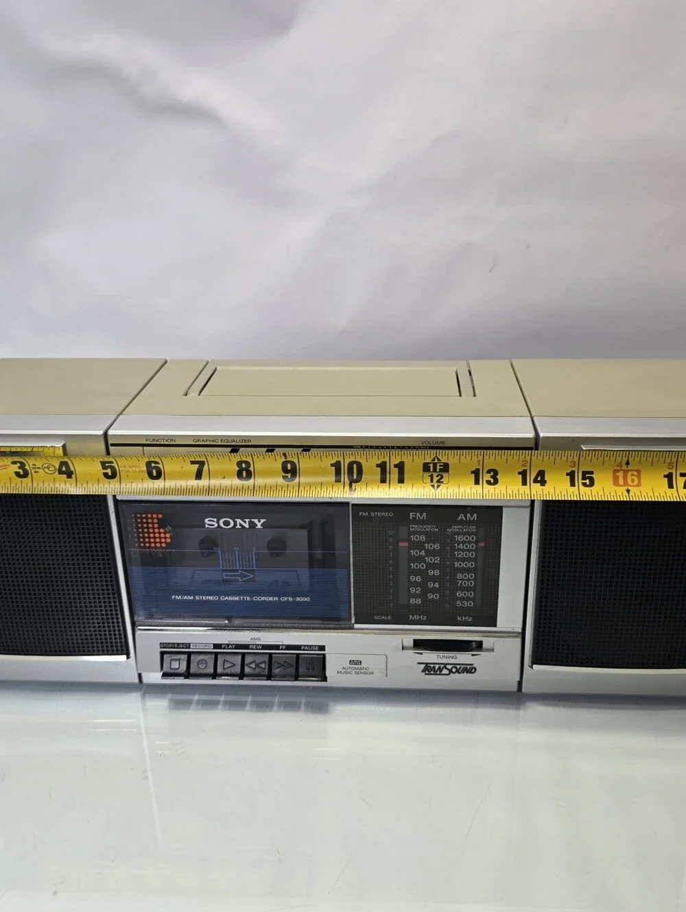 Sony CFS-3000 Stereo Boombox 1980s Tape Cassette AM/FM Radio Exellent Working